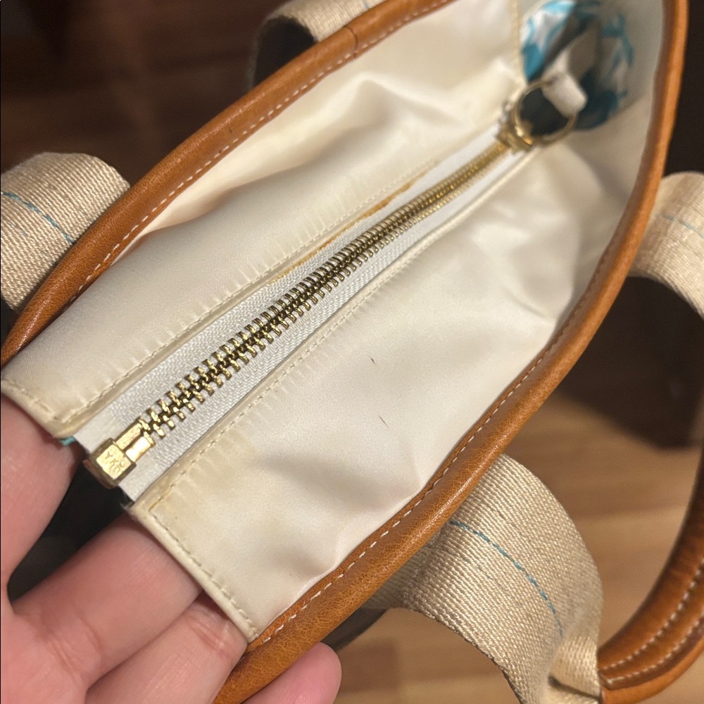 Coach Mini Hampton Tote - Picture 6 of 9